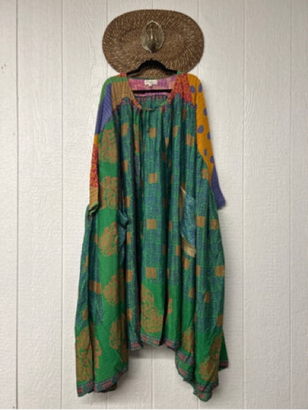 🍃NWT Kantha Bae Fleetwood Kimono Boho Patchwork Green Kimono Cape Poncho Dress